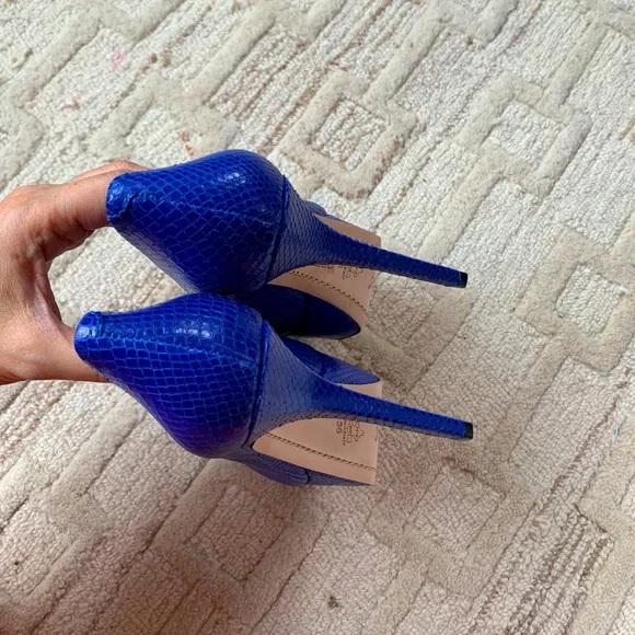 NIB Alice & Olivia Larimore Leather Platform Pumps
